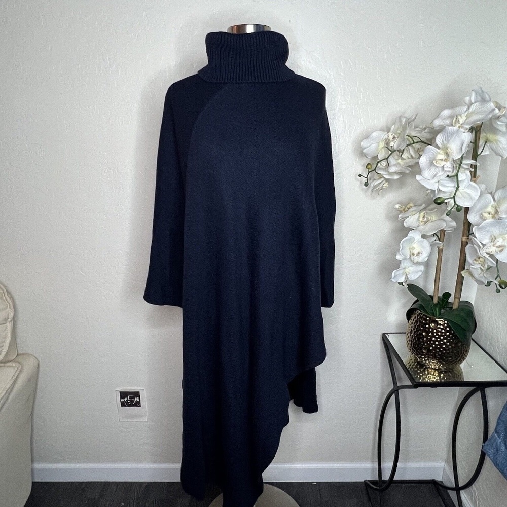 Lou & Grey asymmetrical knit poncho pullover xs/s